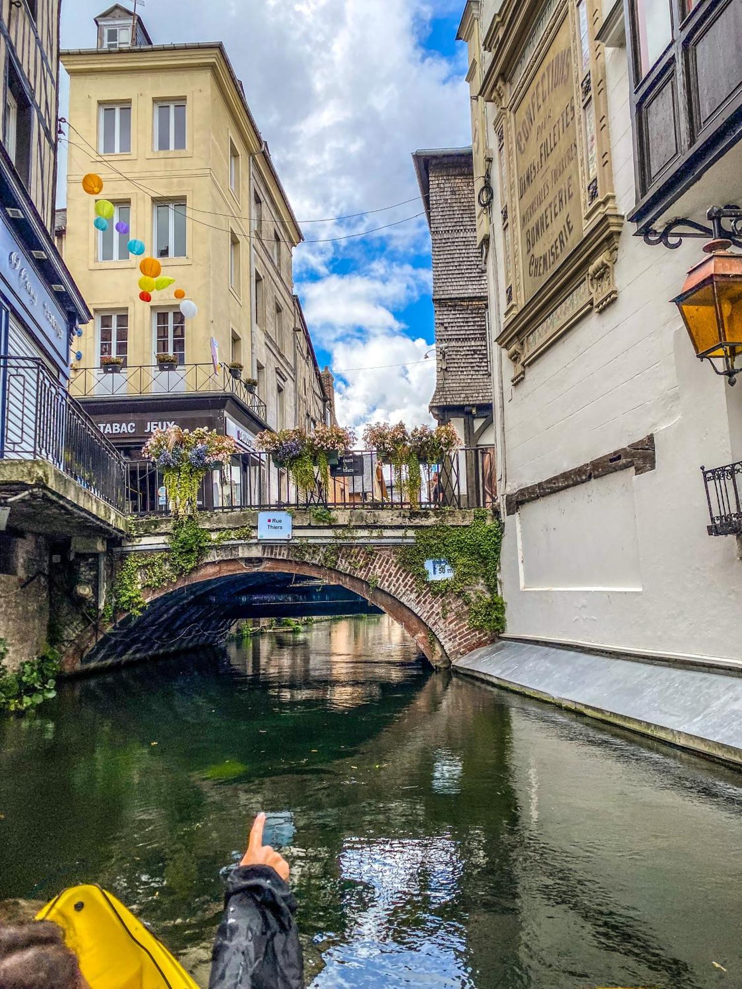 Ulysse By Kleidos - Charmant T2 Dans Le Centre De Pont-Audemer Dış mekan fotoğraf
